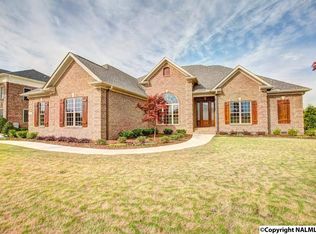 14 Walnut Cove Blvd SW, Huntsville, AL 35824