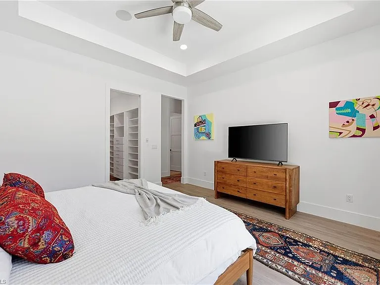 1232 Royal Palm Dr — Photo 14