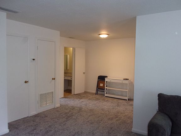 5th image of 405 Flagler Blvd #B5