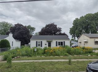4036 15th St, Des Moines, IA 50313