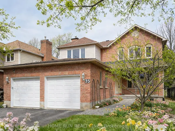 35 Weslock Way, Ottawa, ON K2K 2K3