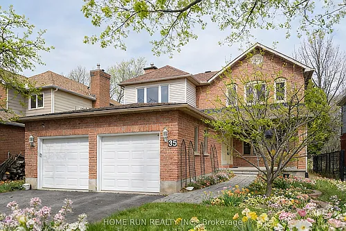 35 Weslock Way Photo 1