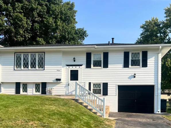 3964 Iowa St, Omaha, NE 68112