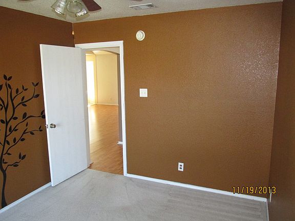 4th image of 3206 Gus Dr