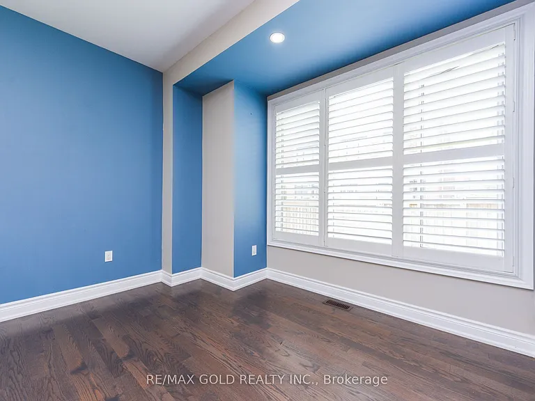 1270 McPhedran Point — Photo 21
