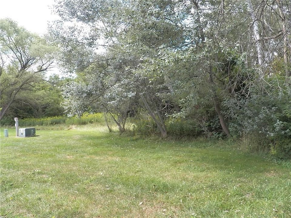 2nd image of 172 Autumn Chapel Way