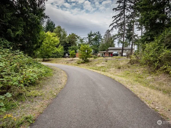 13803 Des Moines Memorial Drive S, Burien, WA 98168