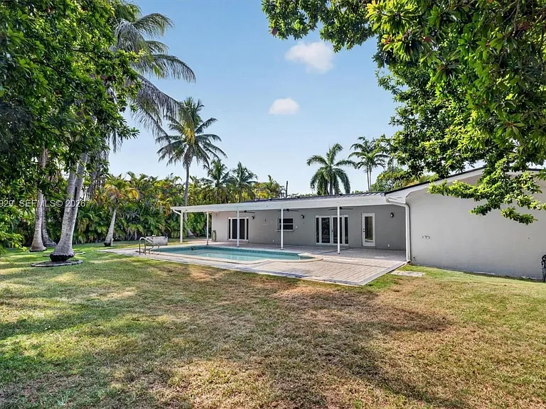 8220 SW 152nd St — Photo 30