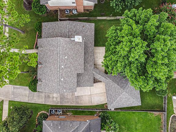 3rd image of 15307 Freestone Peach Ln