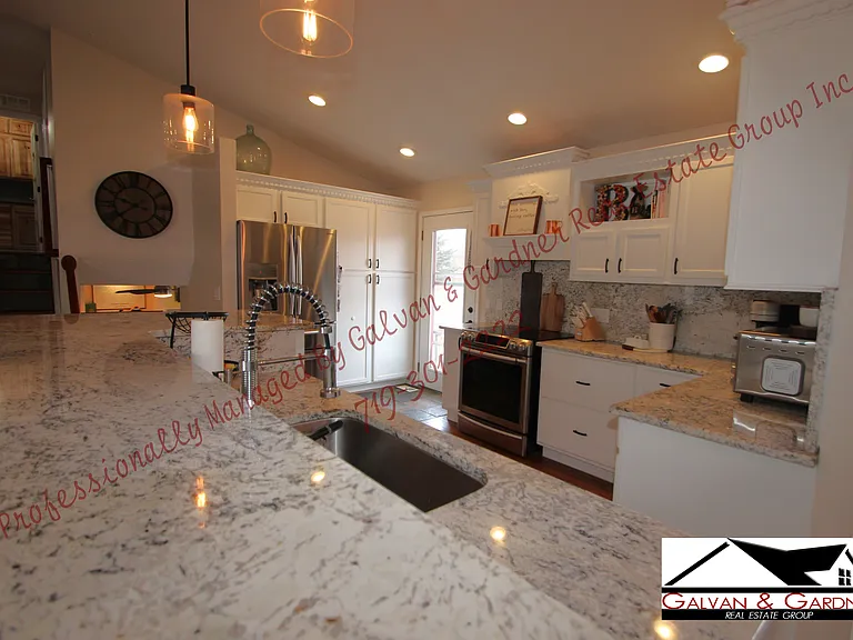 2110 Chapel Hills Dr — Photo 5