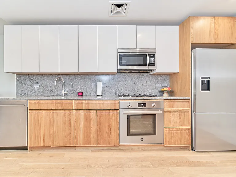 264 Webster Ave #201 — Photo 3