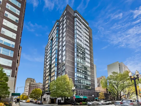 21 W Goethe St, Chicago, IL