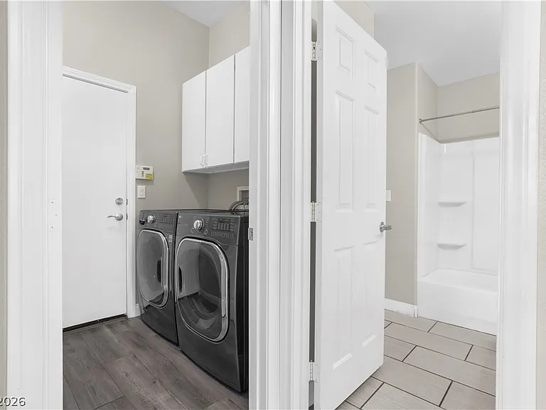 10137 Snow Crest Pl — Photo 35