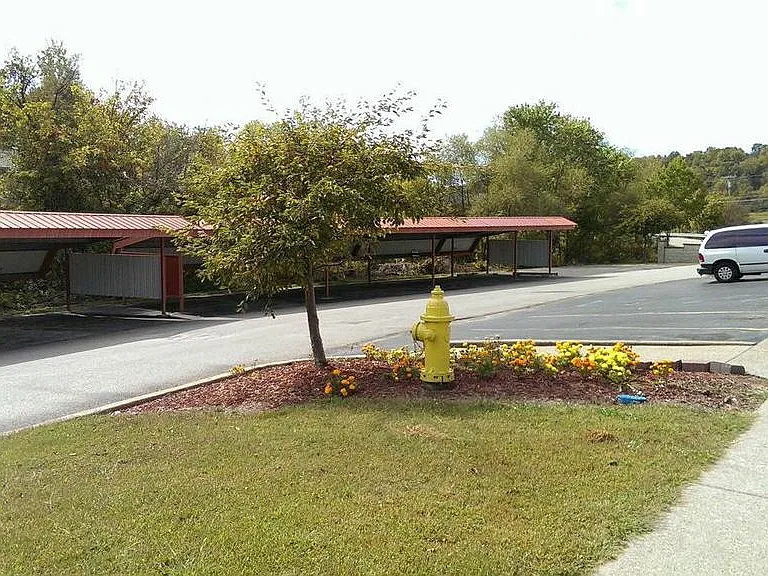 Jordyn Terrace Apartments — Photo 17