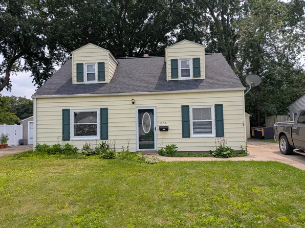 1436 Curtis Ave, Cuyahoga Falls, OH 44221