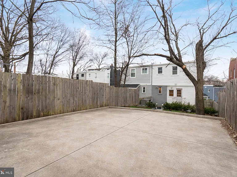 50 53rd St SE — Photo 34