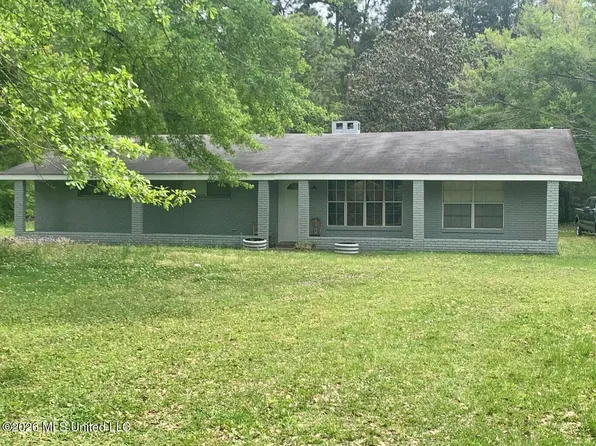 4612 General Ike Blvd, Moss Pt, MS 39563