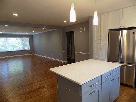 2nd image of 7508 Oxford Dr APT 2E
