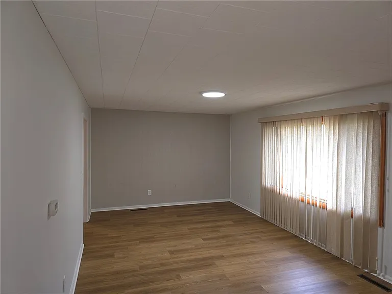 379 Hollybrook Rd — Photo 22
