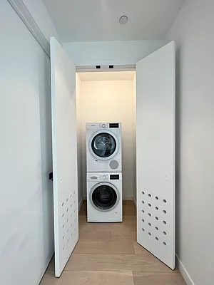 Rented by Compass | media 24