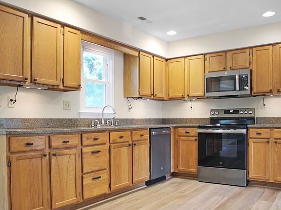 2nd image of 1638 Brightfield Pl