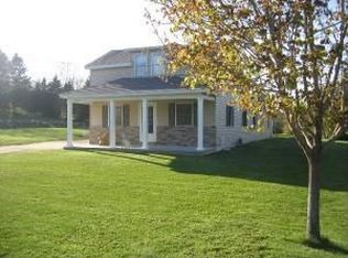 410 Francis Ave, Cascade, WI 53011