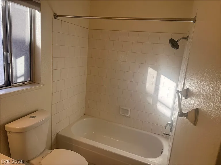 3204 Mariner Bay St — Photo 15