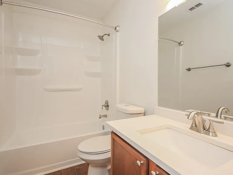 2813 McIntosh Ct — Photo 15