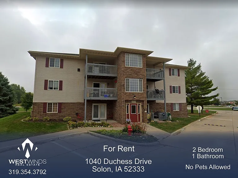 1040 Duchess Dr #7 — Photo 1