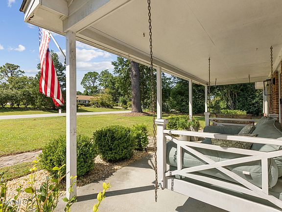 4th image of 5137 Lord Byron Road