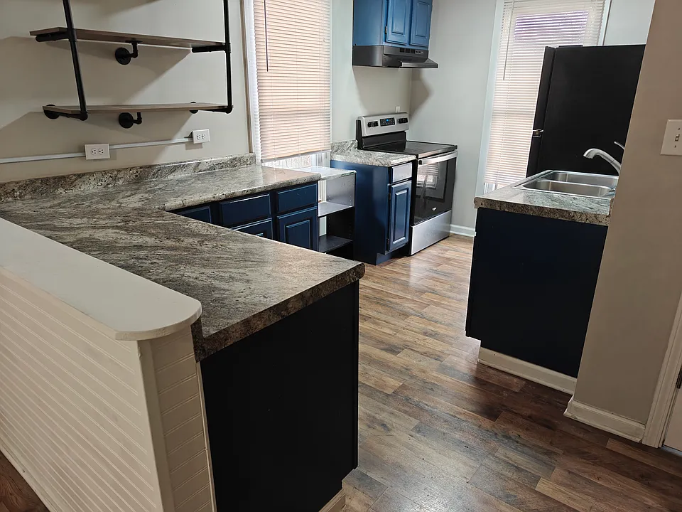 1812.5 W Morris St #4