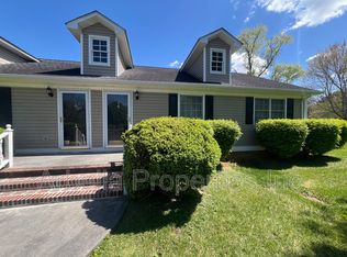 115 Rowe Ln #2, Johnson City, TN 37601