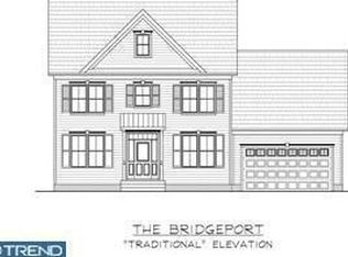 2 Kings Grant Rd, Hockessin, DE 19707