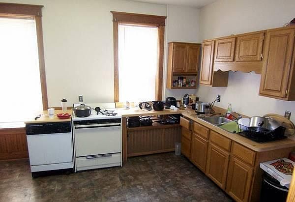 1st image of 3334 N Southport Ave #1