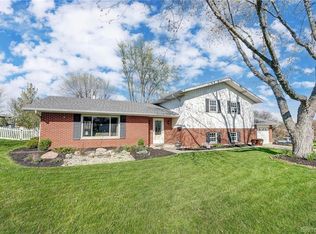 926 Rayberta Dr, Vandalia, OH 45377