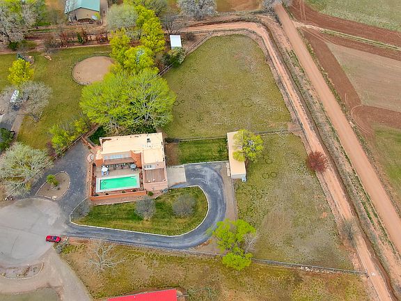 5th image of 405 Green Acres Ln