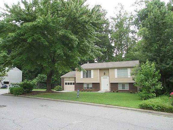 3rd image of 250 Sheringham Dr