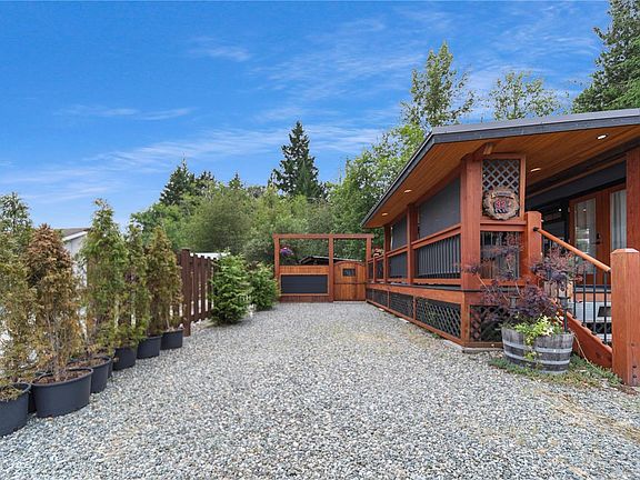 5th image of 10750 Central Lake Rd #32