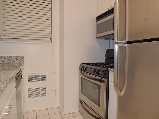 Rented by essential NEW YORK Real Estate | media 5