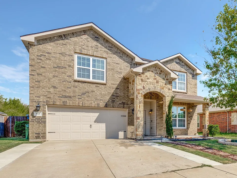 915 Penny Royal Ct