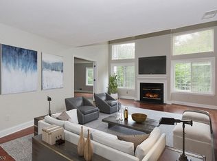 291 Riveredge Dr, Chatham, NJ 07928