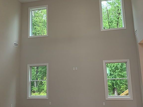 3rd image of 34 Wildwood Dr