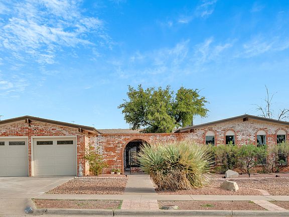 3rd image of 6628 Mariposa Dr