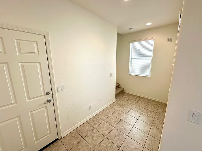 3833 E Robert St — Photo 13