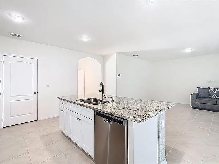 2000 Chickasaw Blvd — Photo 12