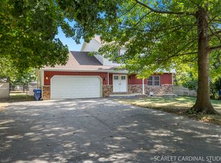 4705 Elm St, Lisle, IL 60532