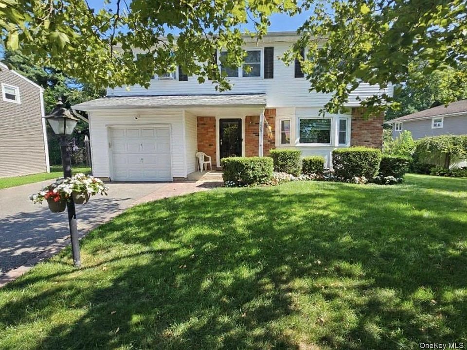 1st image of 225 Bellerose Avenue