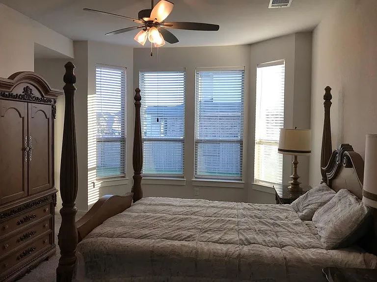 6037 Amalea Ln — Photo 22
