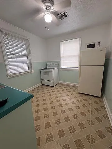 41 1/2 Metairie Ct #B — Photo 5