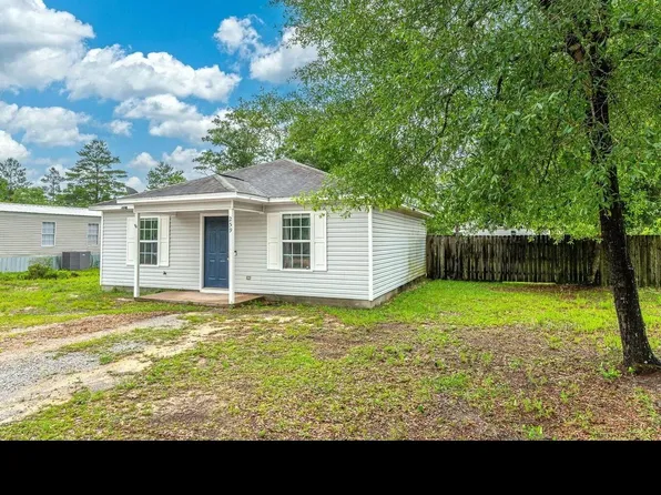 259 Cypress Ave, Defuniak Springs, FL 32433